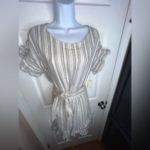 NWT Ava James Women’s Large White Tan Striped Linen Ruffle Dress L Short Sleeve